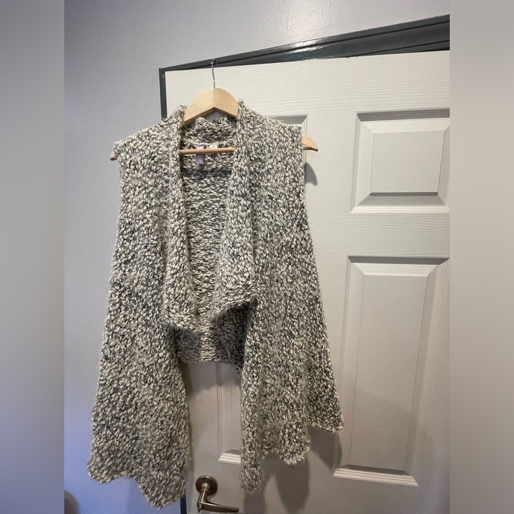 Francesca’s Alya Vest